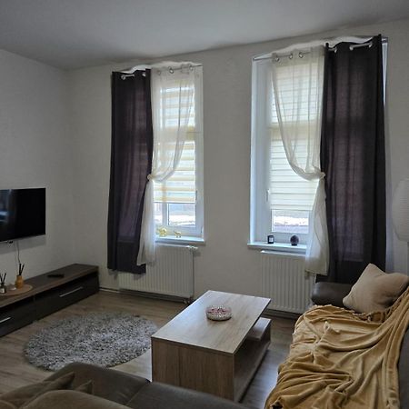Ferienwohnung Am Bahnhof Bernburg Dış mekan fotoğraf