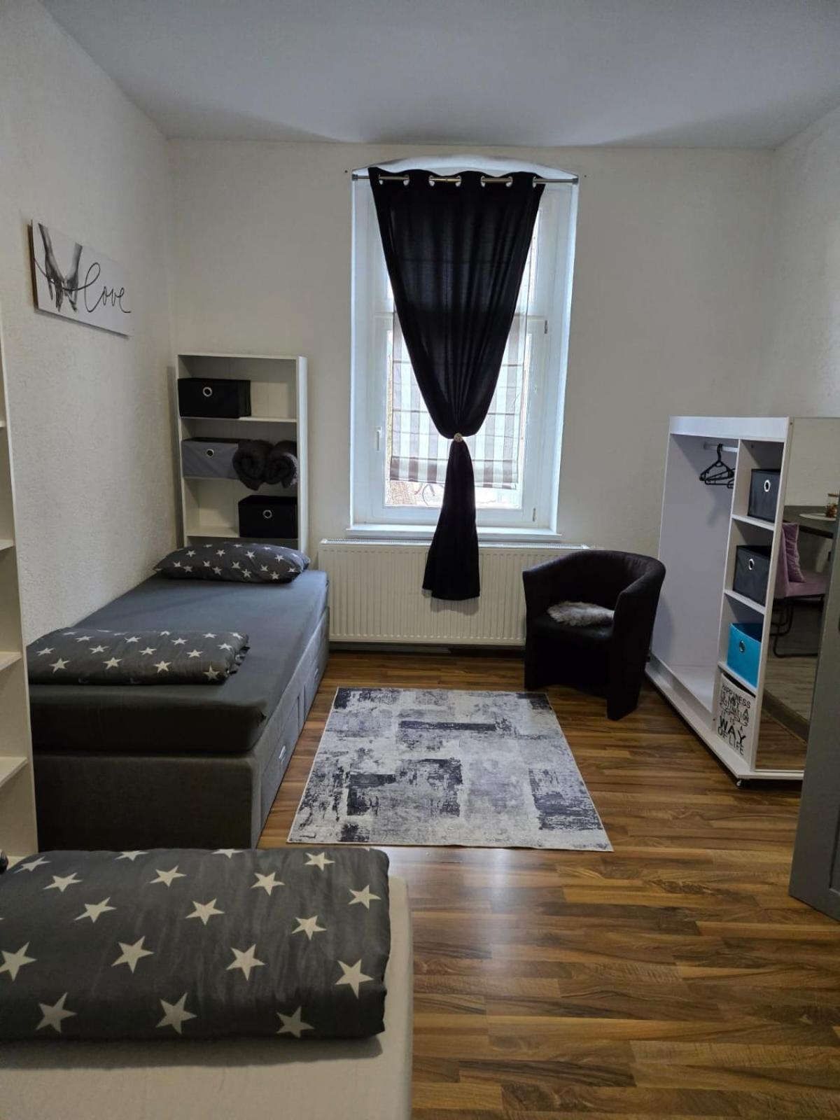 Ferienwohnung Am Bahnhof Bernburg Dış mekan fotoğraf